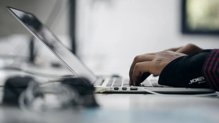 main, hands, keyboard, ordinateur, start-up