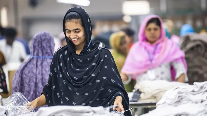 Dans l'usine Ananta de Dhaka, au Bangladesh