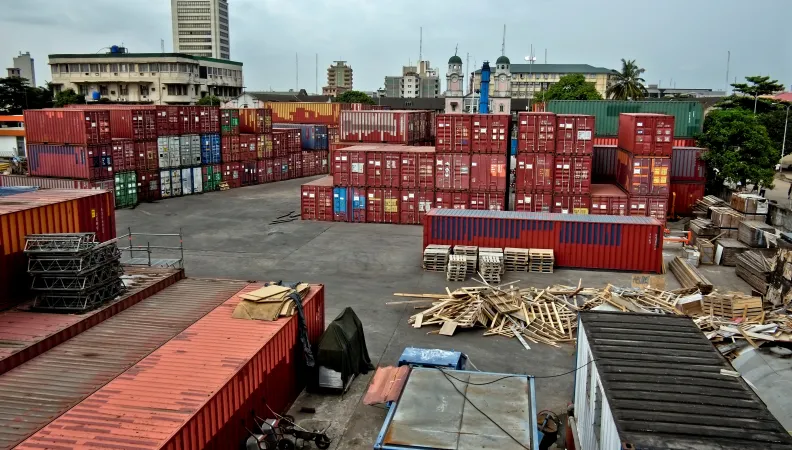 Port Lagos - containers