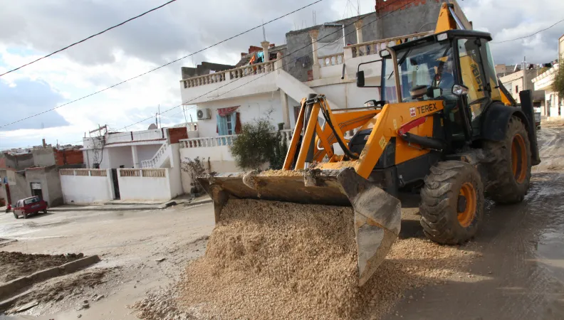 Tunisie, travaux, engin