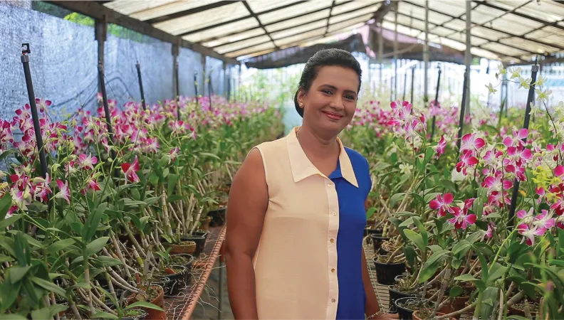 SME Customer © Commercial Bank of Ceylon
