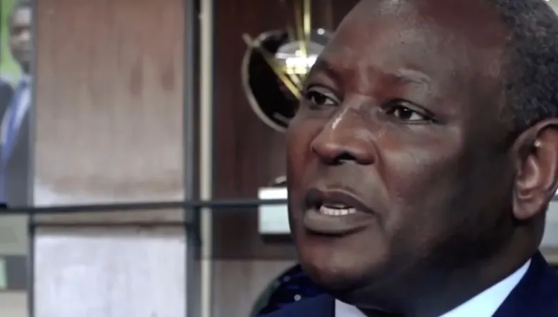 Dr James Mwangi