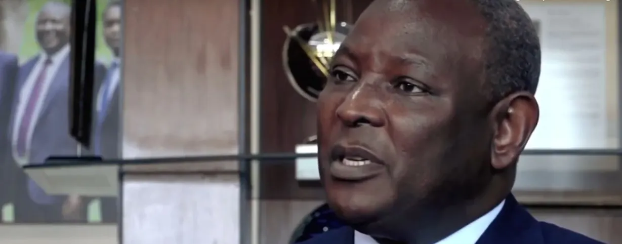 Dr James Mwangi